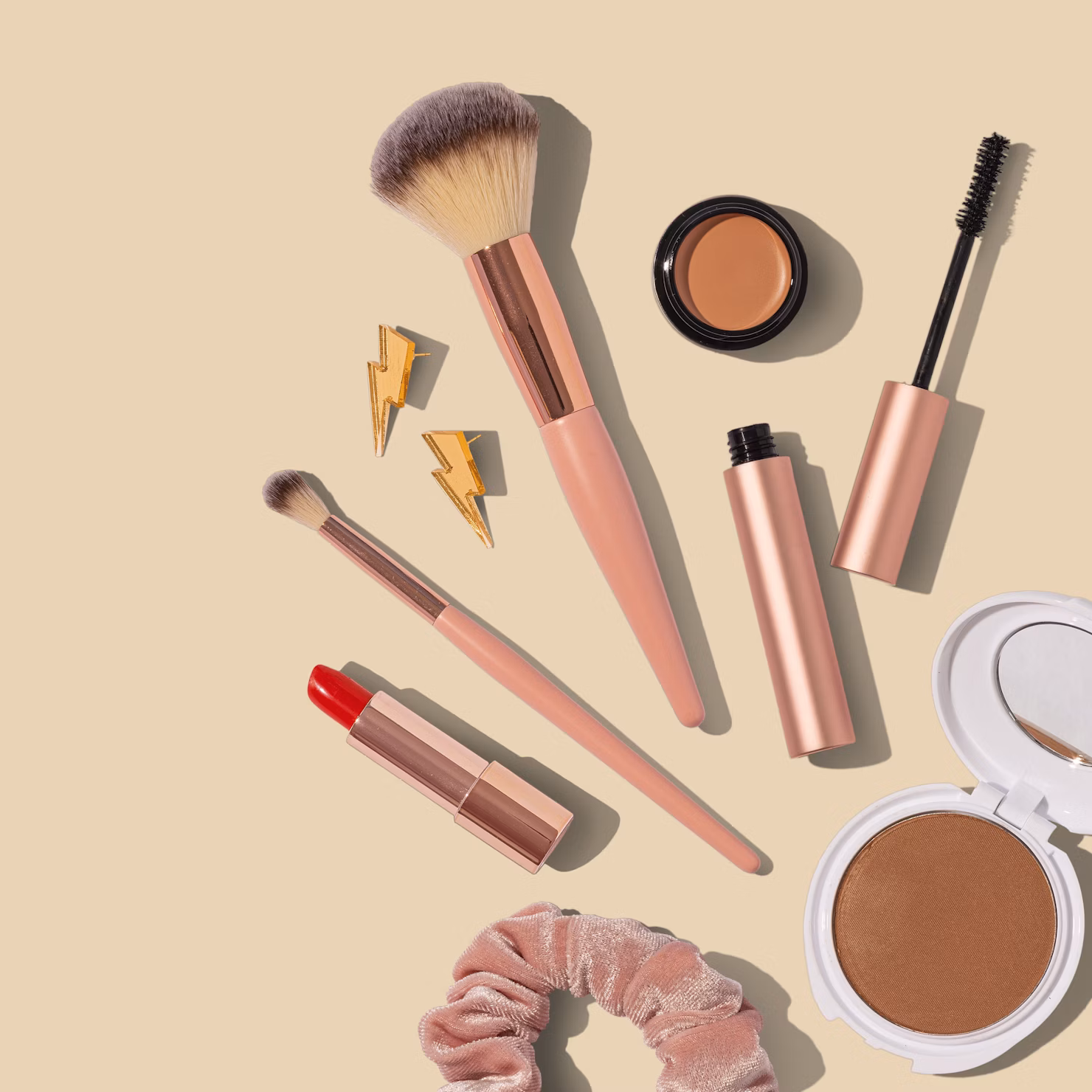 Makeup brushes and accessories